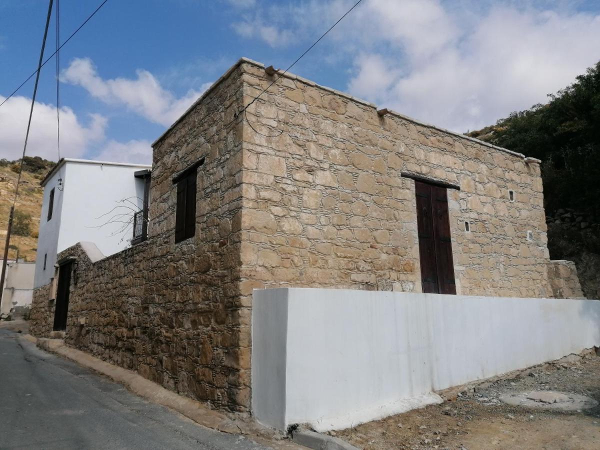Casavero Oroklini Buitenkant foto